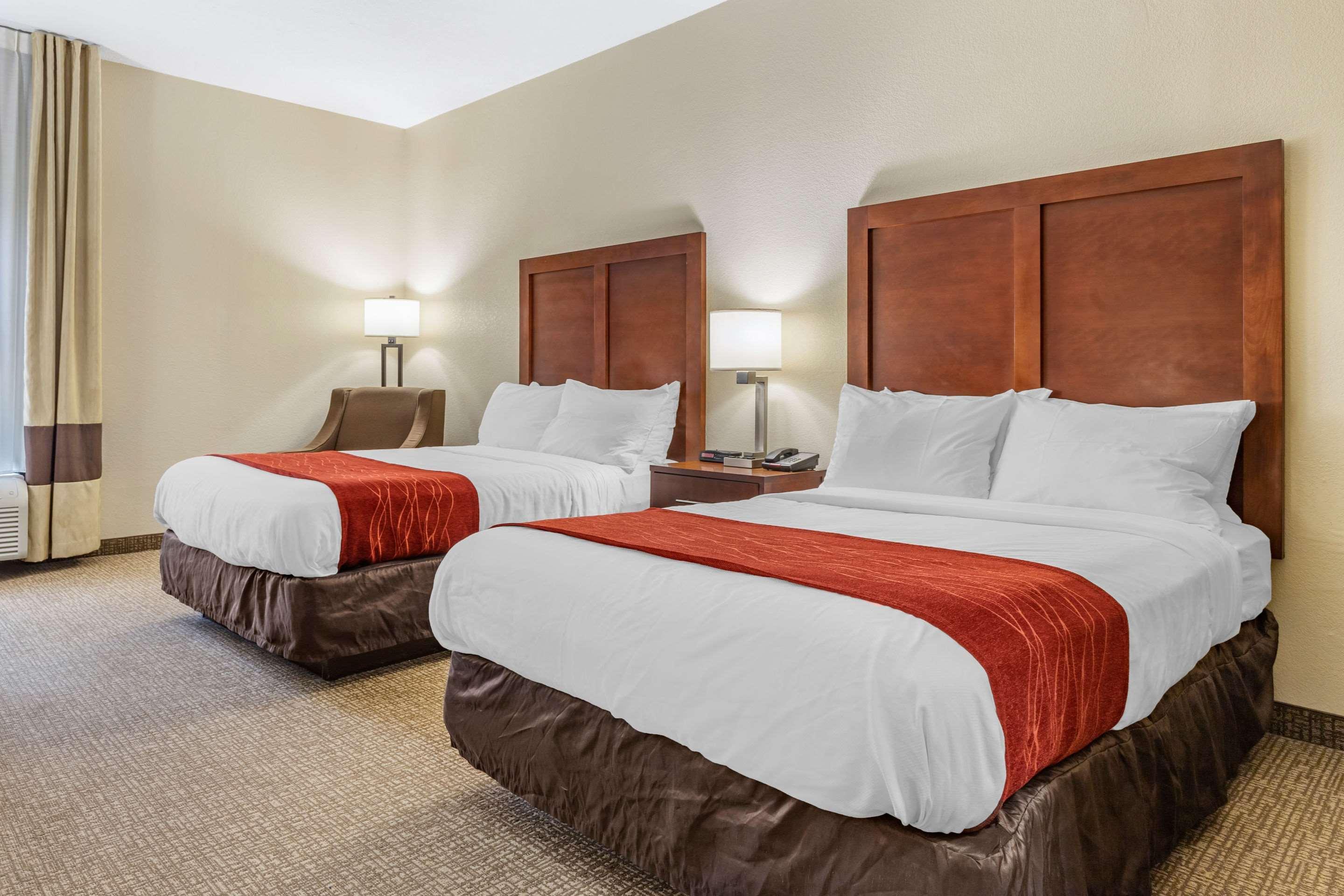 Comfort Inn & Suites Clemson - University Area Экстерьер фото